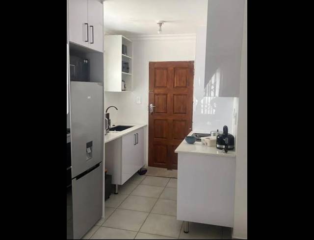 2 BEDROOM HOUSE FOR SALE IN PROTEA GLEN EXT